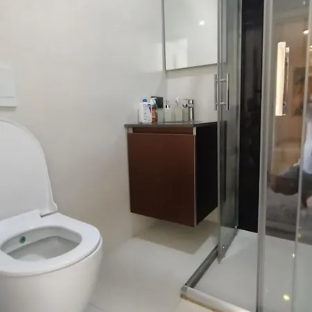 In Luxury * 阿拉尼亚