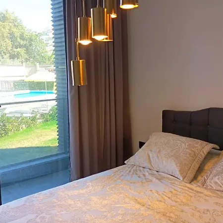 In Luxury * 阿拉尼亚